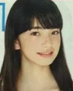 小松菜奈が整形か画像比較｜注目は「目」「エラ」「顎」