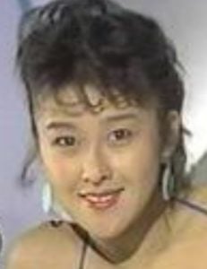 岡本夏生が整形か画像比較｜注目は「目」「鼻」「顎」