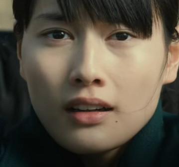 橋本愛３