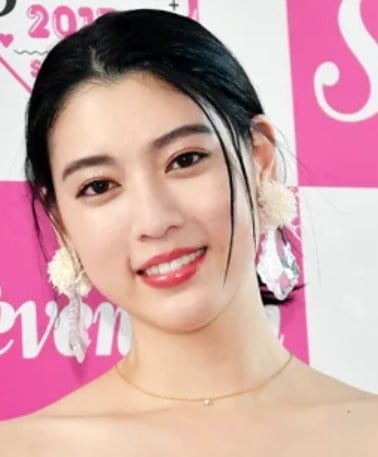 三吉彩花３