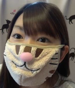 丸の内OLレイナが整形か画像比較｜注目は「目」「鼻」「顎」