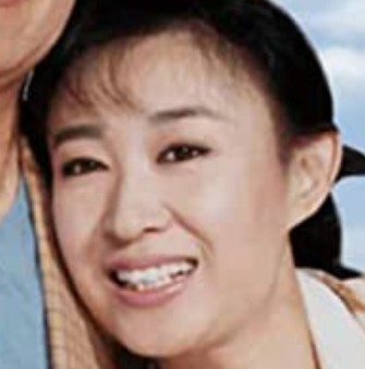 三田佳子2