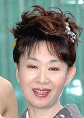 三田佳子3