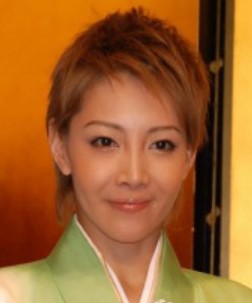 柚希礼音3
