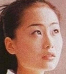 ホン・スヒョンが整形か画像比較｜注目は「目」「エラ」「顎」