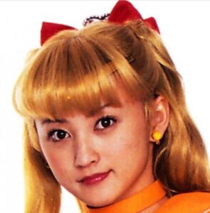 小松彩夏が整形か画像比較｜注目は「目」「鼻」「顎」