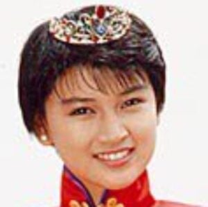 島崎和歌子が整形か画像比較｜注目は「目」「エラ」「フェイスライン」