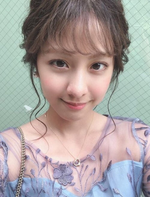 本郷杏奈３