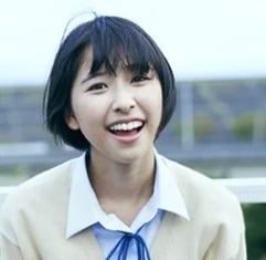 玉井詩織２