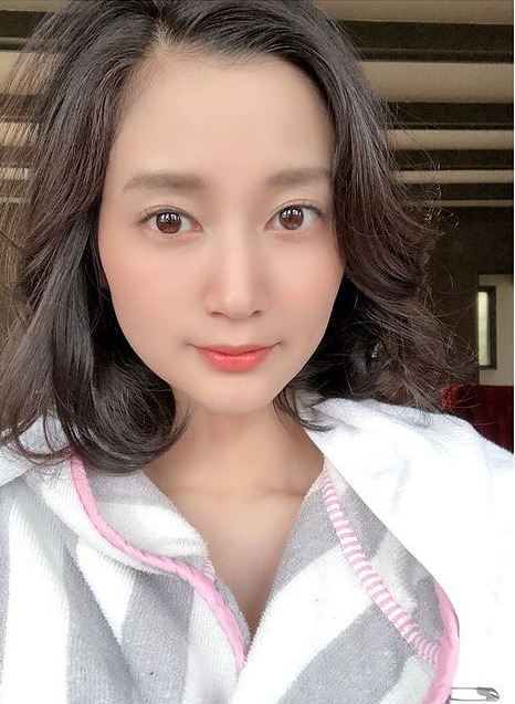 出口亜梨沙3