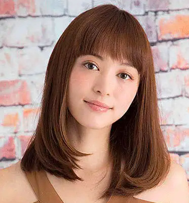 岩佐真悠子4