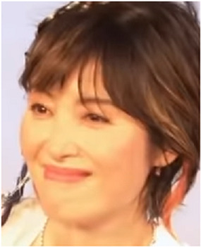 荻野目洋子４