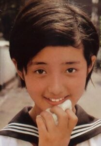 山口百恵が整形か画像比較｜注目は「目」「鼻」