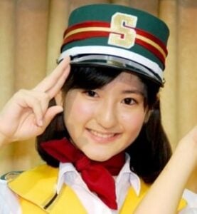 なる（金城成美）が整形か画像比較　注目は「目」、「鼻」